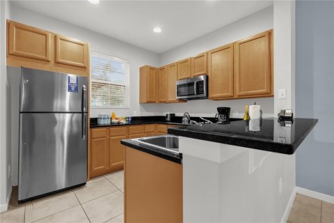 Adosado en venta en Kissimmee, Florida, 2 dormitorios, 119.84 m2 № 1900348 - foto 7
