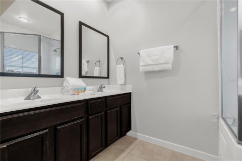 Adosado en venta en Kissimmee, Florida, 2 dormitorios, 119.84 m2 № 1900348 - foto 14