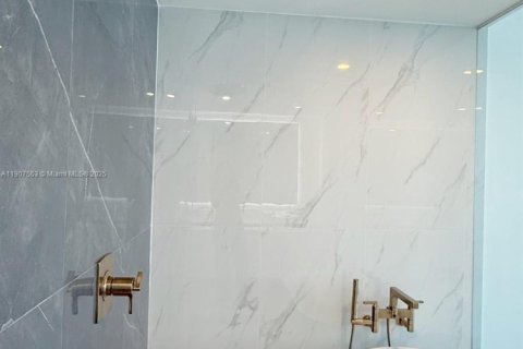 Copropriété à vendre à Miami, Floride: 4 chambres, 249.54 m2 № 1964046 - photo 30