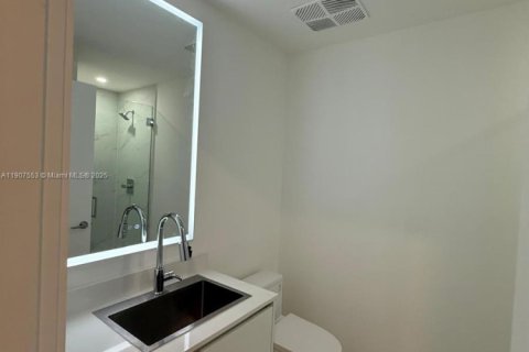 Copropriété à vendre à Miami, Floride: 4 chambres, 249.54 m2 № 1964046 - photo 25