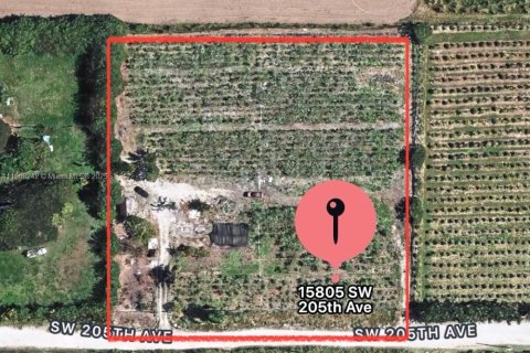 Propiedad comercial en venta en Miami, Florida № 2012301 - foto 2