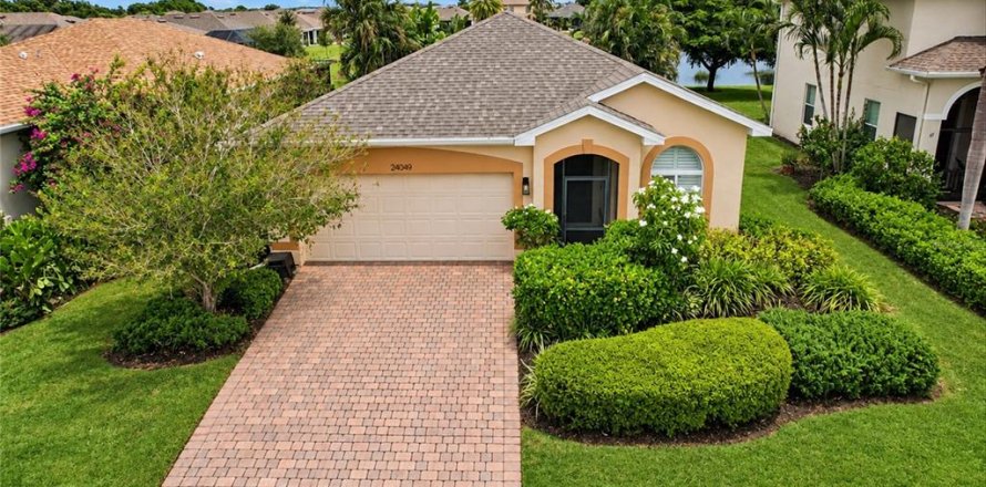 Villa ou maison à Port Charlotte, Floride 3 chambres, 153.75 m2 № 2408379
