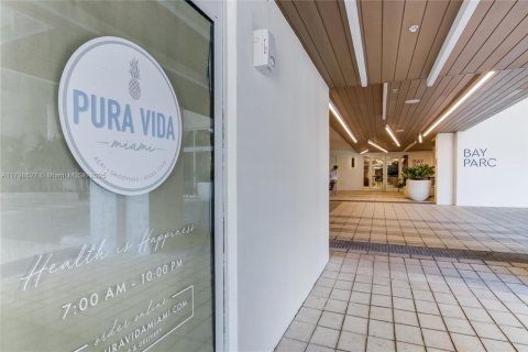 Condominio en alquiler en Miami, Florida, 1 dormitorio, 78.22 m2 № 1712373 - foto 30