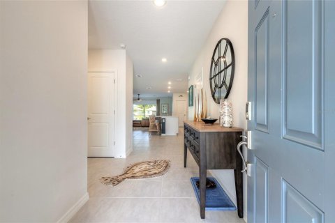 Villa ou maison à vendre à Edgewater, Floride: 4 chambres, 193.7 m2 № 2398719 - photo 7