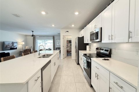 Villa ou maison à vendre à Edgewater, Floride: 4 chambres, 193.7 m2 № 2398719 - photo 11