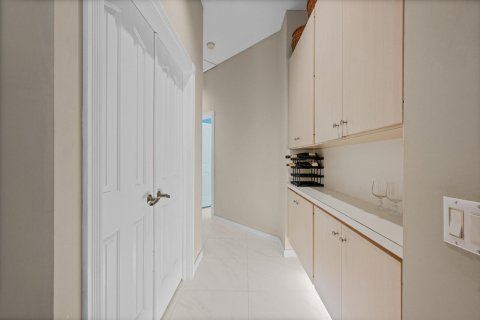 House in Jupiter, Florida 3 bedrooms, 183.48 sq.m. № 2089612 - photo 27
