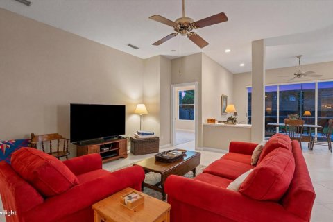 House in Jupiter, Florida 3 bedrooms, 183.48 sq.m. № 2089612 - photo 10