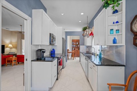 House in Jupiter, Florida 3 bedrooms, 183.48 sq.m. № 2089612 - photo 13