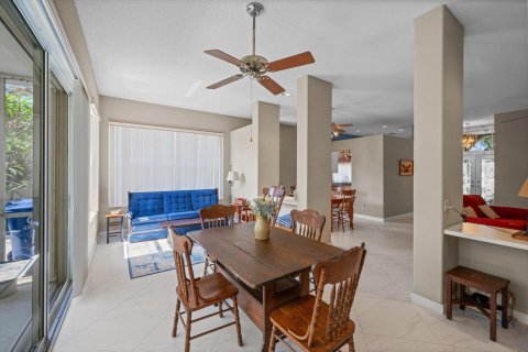 House in Jupiter, Florida 3 bedrooms, 183.48 sq.m. № 2089612 - photo 20