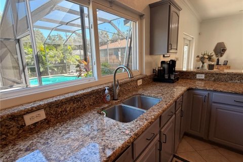 Villa ou maison à louer à Tampa, Floride: 3 chambres, 178.37 m2 № 2430491 - photo 9