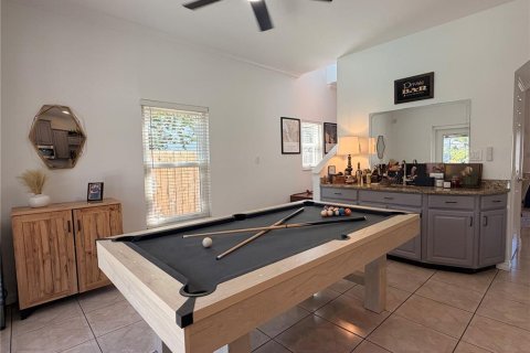 Villa ou maison à louer à Tampa, Floride: 3 chambres, 178.37 m2 № 2430491 - photo 6