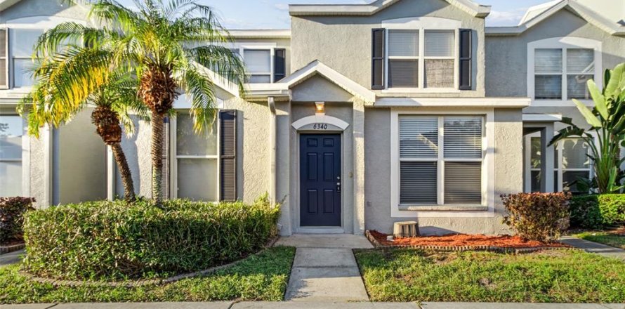 Townhouse in Riverview, Florida 2 bedrooms, 126.35 sq.m. № 2400345