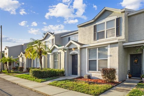 Townhouse in Riverview, Florida 2 bedrooms, 126.35 sq.m. № 2400345 - photo 2