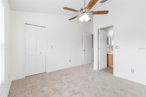 Townhouse in Riverview, Florida 2 bedrooms, 126.35 sq.m. № 2400345 - photo 23