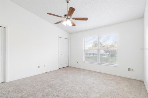 Townhouse in Riverview, Florida 2 bedrooms, 126.35 sq.m. № 2400345 - photo 18
