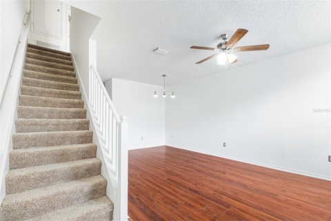 Townhouse in Riverview, Florida 2 bedrooms, 126.35 sq.m. № 2400345 - photo 3