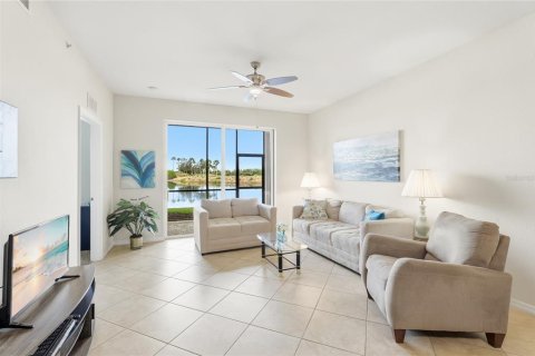 Condo in Bradenton, Florida, 2 bedrooms № 2166318 - photo 11