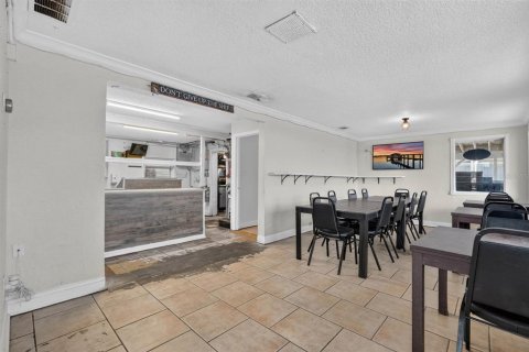 Propiedad comercial en venta en Flagler Beach, Florida, 89.93 m2 № 2348348 - foto 10