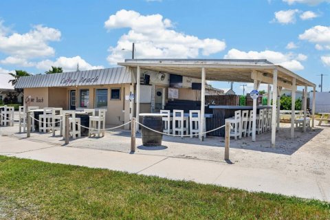 Propiedad comercial en venta en Flagler Beach, Florida, 89.93 m2 № 2348348 - foto 5