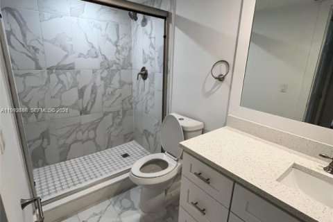 Condominio en alquiler en Coral Springs, Florida, 2 dormitorios, 90.58 m2 № 2055457 - foto 6