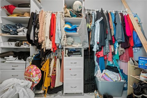 Снять в аренду виллу или дом в Киссимми, Флорида 2 комнаты, 155.8м2, № 2214891 - фото 27