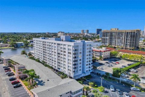 Copropriété à vendre à Hallandale Beach, Floride: 1 chambre, 78.97 m2 № 1739405 - photo 26