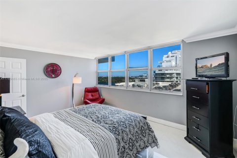 Condominio en venta en Miami Beach, Florida, 1 dormitorio, 79.43 m2 № 1691190 - foto 19
