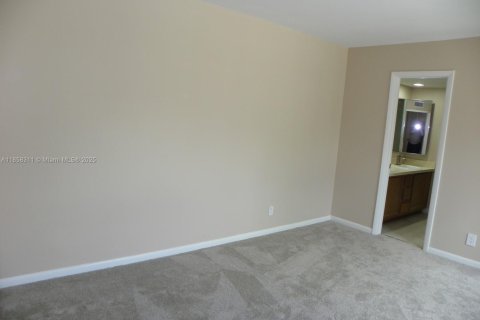 Touwnhouse à vendre à Cooper City, Floride: 2 chambres, 117.43 m2 № 1886516 - photo 9