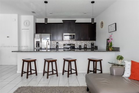 House in Kissimmee, Florida 4 bedrooms, 177.81 sq.m. № 1807684 - photo 19