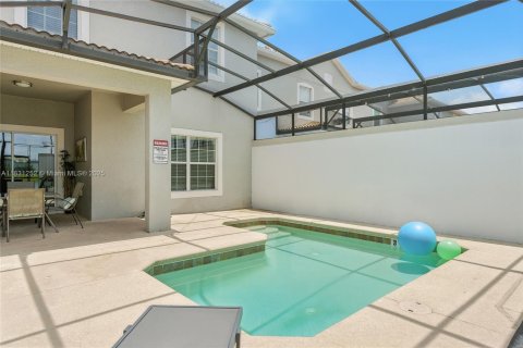 House in Kissimmee, Florida 4 bedrooms, 177.81 sq.m. № 1807684 - photo 3