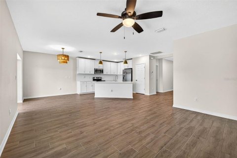 Villa ou maison à louer à Palmetto, Floride: 3 chambres, 131.92 m2 № 2100586 - photo 5