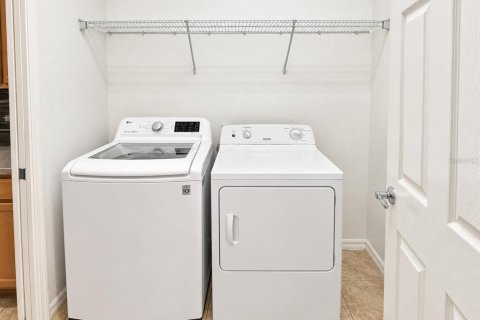 Touwnhouse à louer à Sarasota, Floride: 3 chambres, 154.31 m2 № 2415268 - photo 15