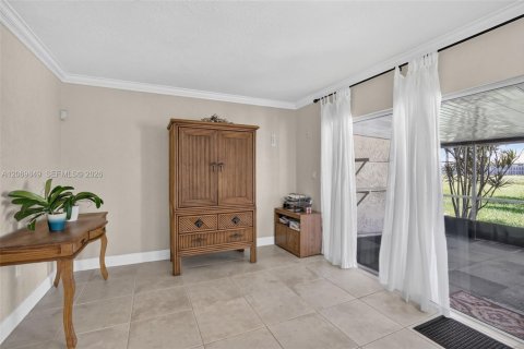Townhouse in Sunrise, Florida 3 bedrooms, 125.7 sq.m. № 2302084 - photo 15
