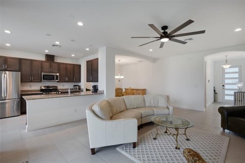 Casa en alquiler en Punta Gorda, Florida, 3 dormitorios, 153.01 m2 № 1588633 - foto 3