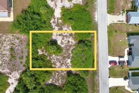 Terreno en venta en Port Charlotte, Florida № 2165555 - foto 2