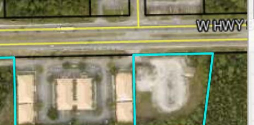 Commercial property in Mary Esther, Florida № 559741