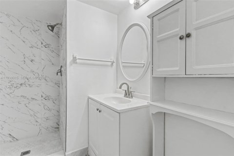 Copropriété à vendre à Sunrise, Floride: 2 chambres, 78.97 m2 № 2025095 - photo 6