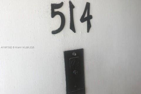 Copropriété à vendre à Aventura, Floride: 1 chambre, 68.84 m2 № 1974477 - photo 5