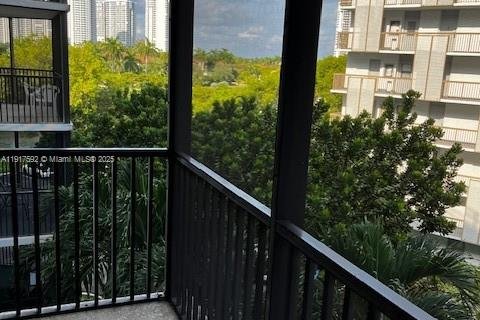 Copropriété à vendre à Aventura, Floride: 1 chambre, 68.84 m2 № 1974477 - photo 3