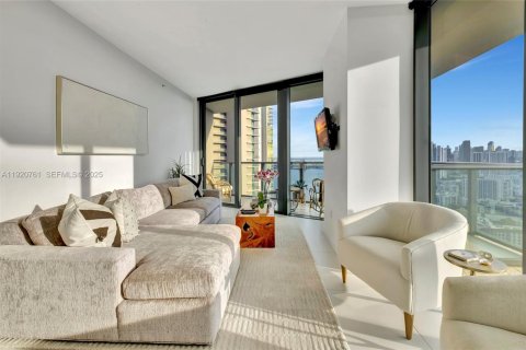 Copropriété à louer à Miami, Floride: 2 chambres, 100.71 m2 № 1976949 - photo 2