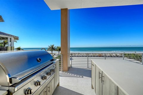 House in Longboat Key, Florida 4 bedrooms, 614.64 sq.m. № 2096218 - photo 27