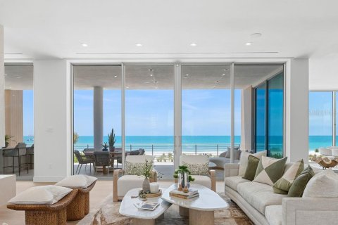 House in Longboat Key, Florida 4 bedrooms, 614.64 sq.m. № 2096218 - photo 17
