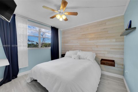 Condominio en alquiler en Plantation, Florida, 1 dormitorio, 61.32 m2 № 2030499 - foto 12