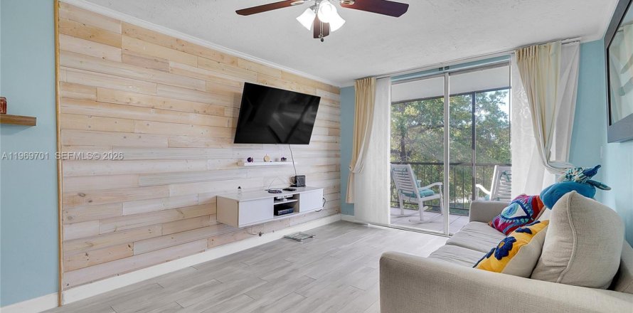 Condominio en Plantation, Florida, 1 dormitorio  № 2030499