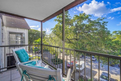 Condominio en alquiler en Plantation, Florida, 1 dormitorio, 61.32 m2 № 2030499 - foto 17