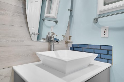 Condominio en alquiler en Plantation, Florida, 1 dormitorio, 61.32 m2 № 2030499 - foto 15