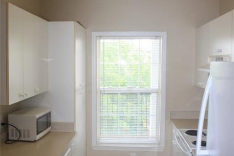 Condo in Orlando, Florida, 1 bedroom № 2091780 - photo 9