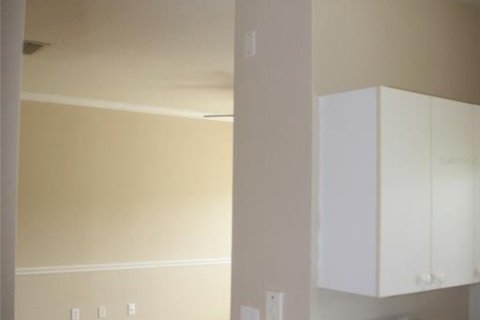 Condo in Orlando, Florida, 1 bedroom № 2091780 - photo 10