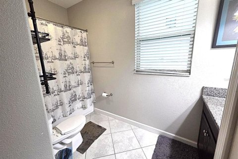 House in Riverview, Florida 4 bedrooms, 237.37 sq.m. № 1820981 - photo 13