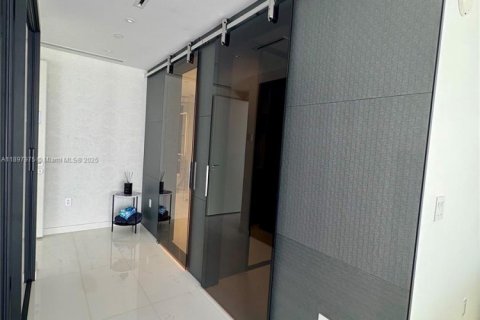 Снять в аренду кондоминиум в Майами, Флорида 2 спальни, 148.64м2, № 1953370 - фото 16